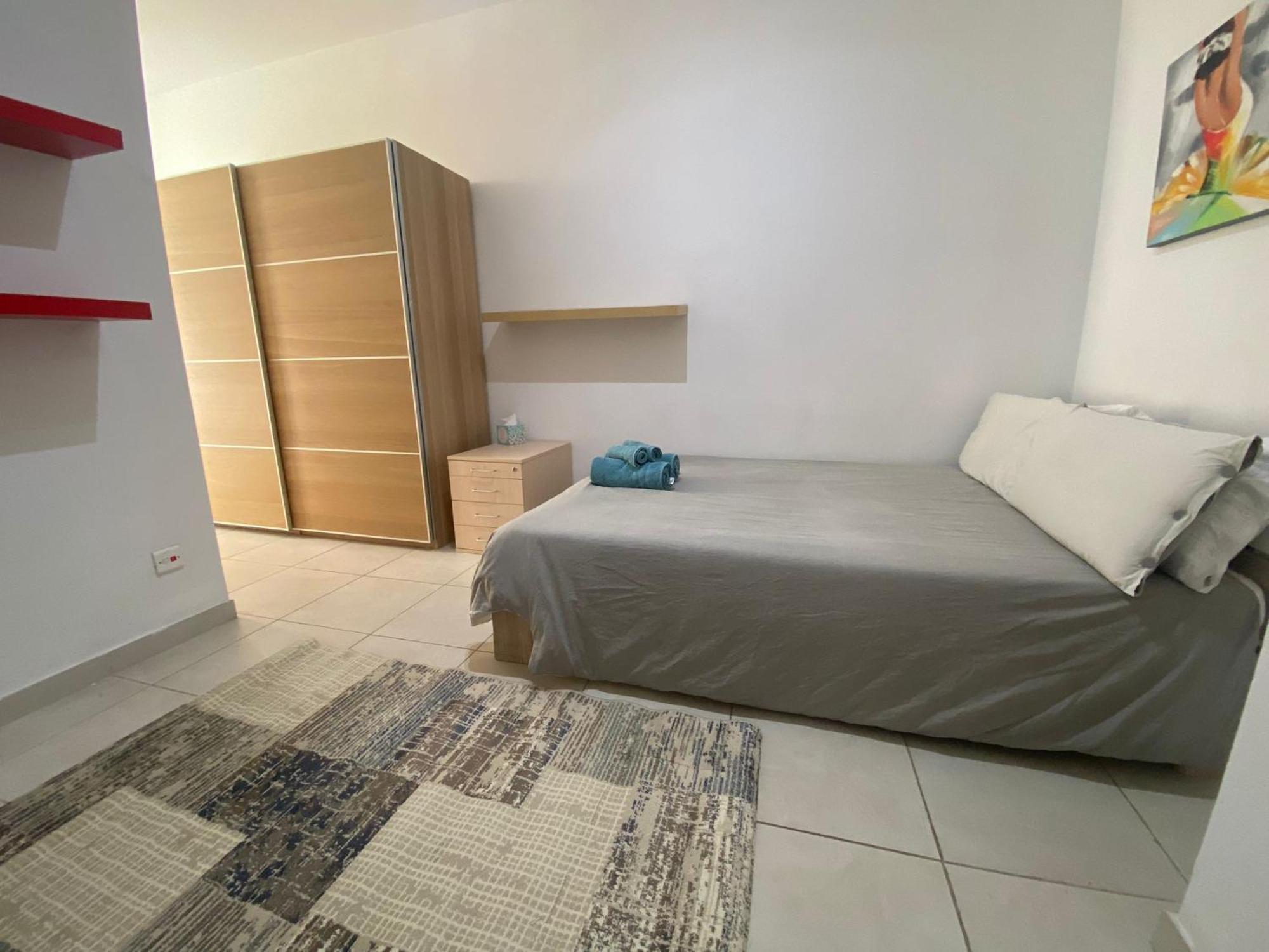 Ferienwohnung Sliema 2Bed With Backyard Exterior foto