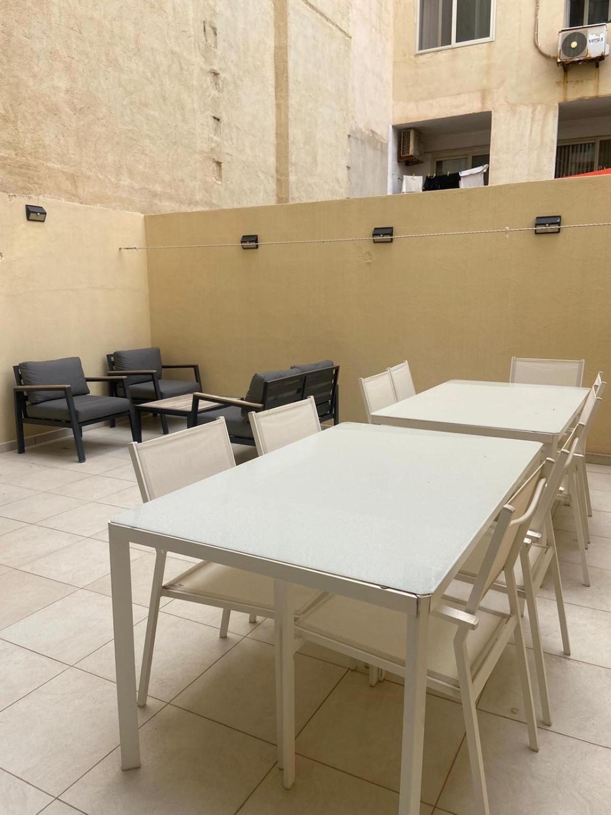 Ferienwohnung Sliema 2Bed With Backyard Exterior foto